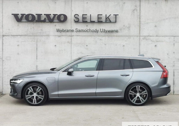 Volvo V60 cena 179900 przebieg: 61929, rok produkcji 2020 z Lesko małe 631